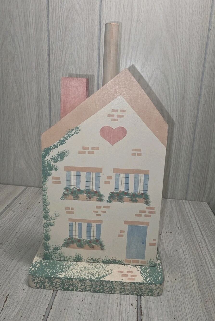 Vtg Wood Cottage House Hand Painted Paper Towel Holder Farmhouse Country Heart